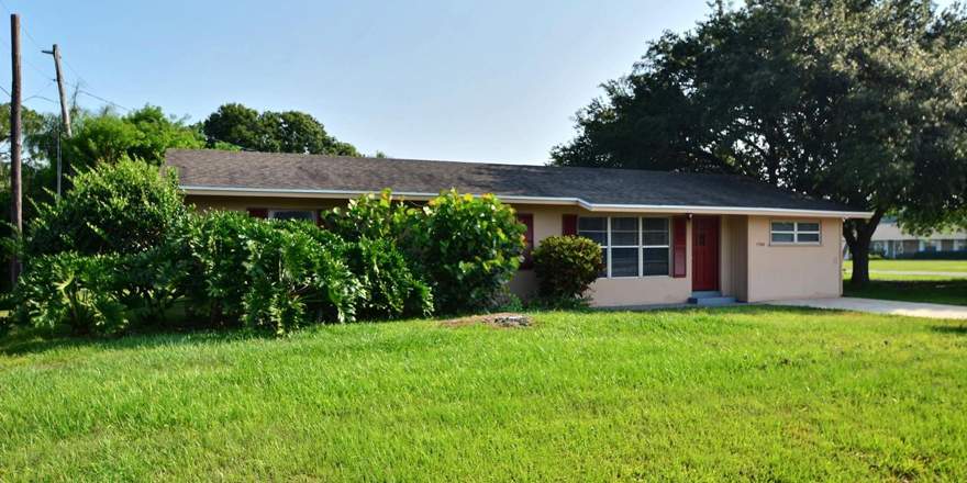 Front view of home